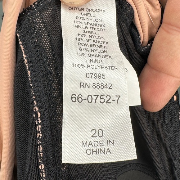 Swimsuits for All Black Lace V Plunge One Piece Swimsuit Size 20 - Picture 8 of 8